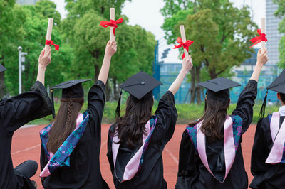 华东师范大学在职研究生 华东师范大学在职研究生