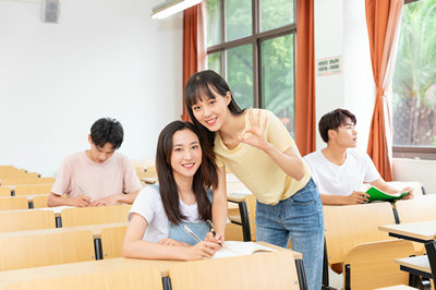 华东师范大学在职研究生 华东师范大学在职研究生