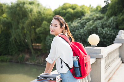  华东师范大学在职研究生招生学院